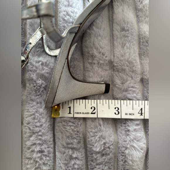 🖤Elegant Silver Strappy Women's Sandals - Picture 8 of 10